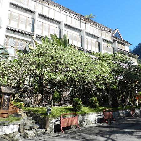 Bali Nature Spa Resort Taichung Buitenkant foto