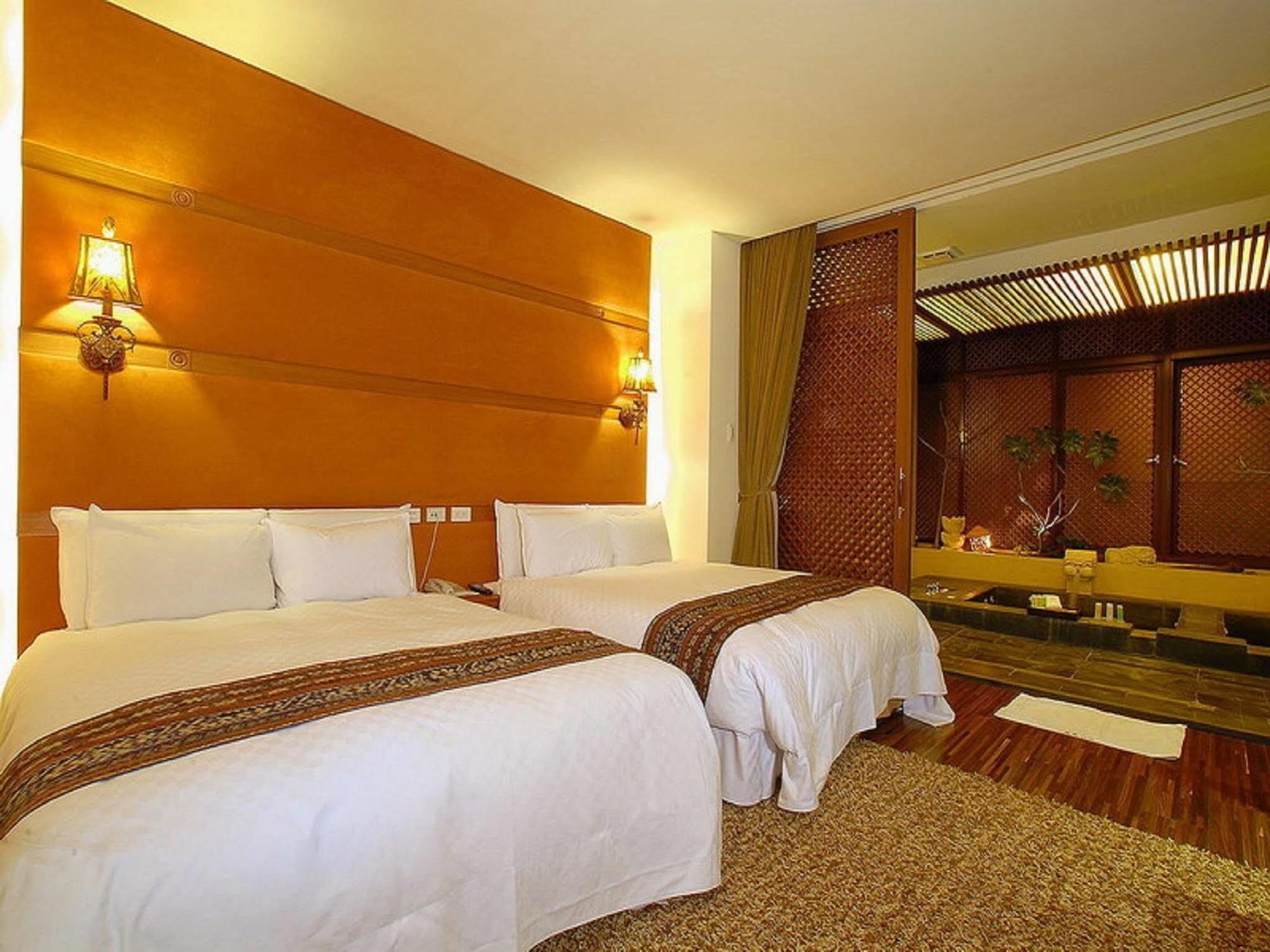 Bali Nature Spa Resort Taichung Buitenkant foto